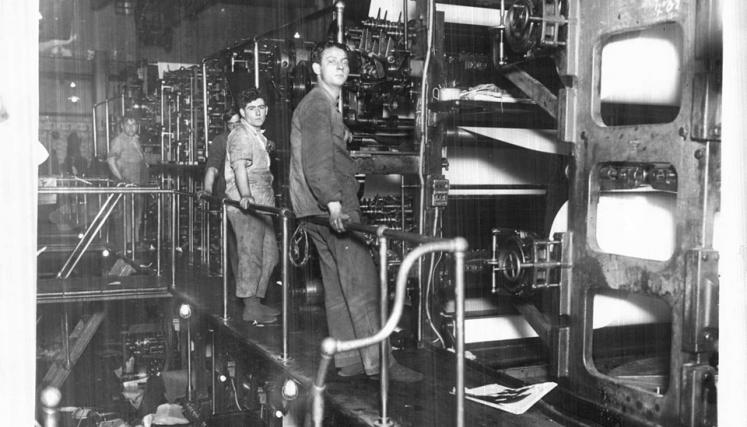 Workers at the newspaper La Nación